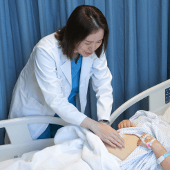 US Patient Flies to Shanghai for Faster, More Personal Gynecological Care