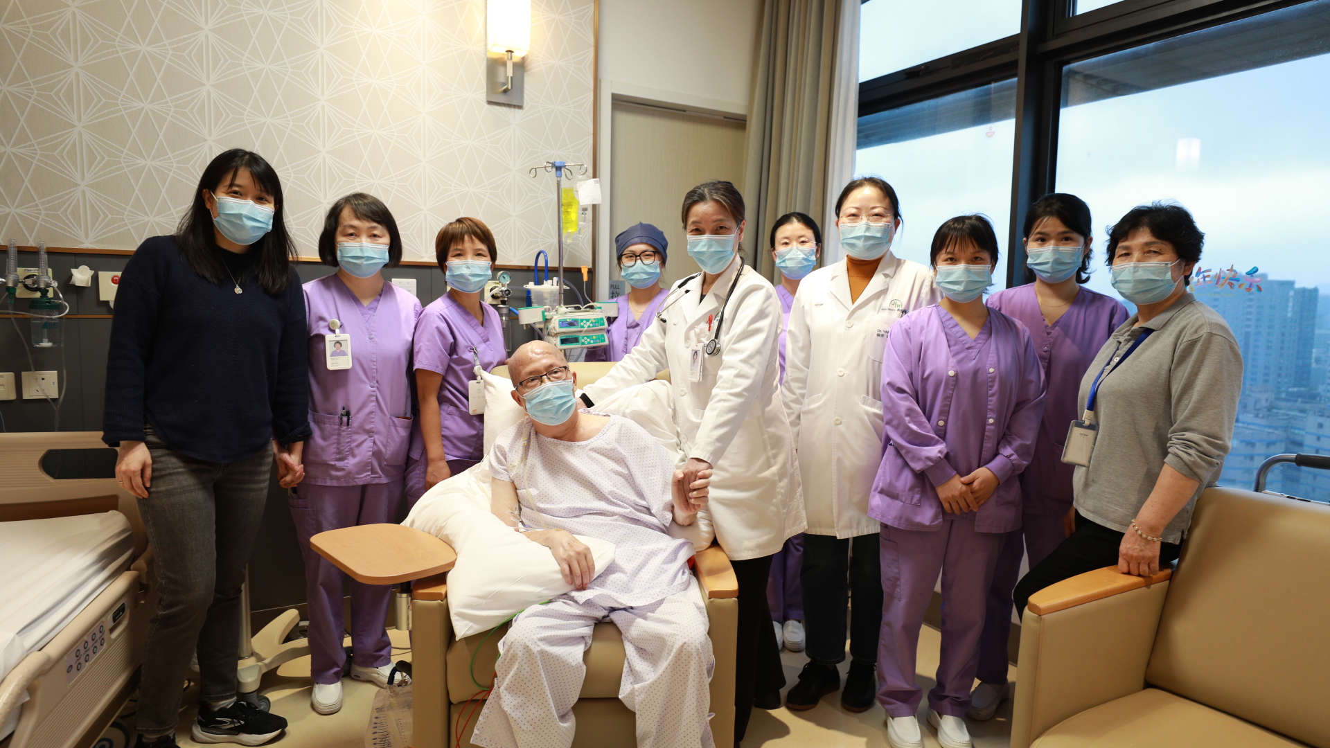 U.S. Patient with Advanced Lung Cancer Stabilized by Novel Immunotherapy Treatment in China